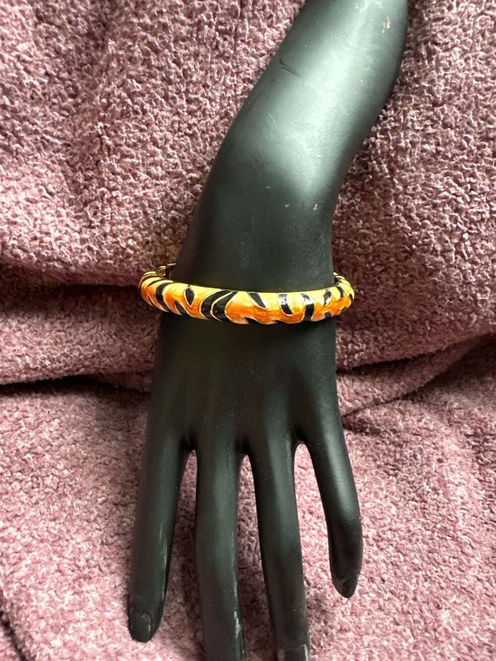 Kenneth Jay Lane 2006 Vintage Tiger Stripe Enamel Hinged Bangle Bracelet
